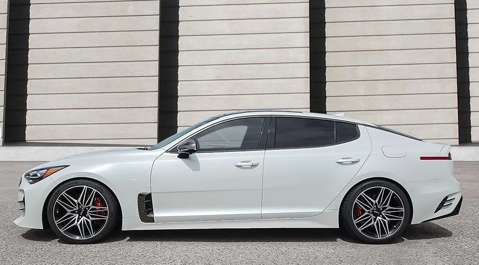 2023 Kia Stinger GT - Image 3 of 15