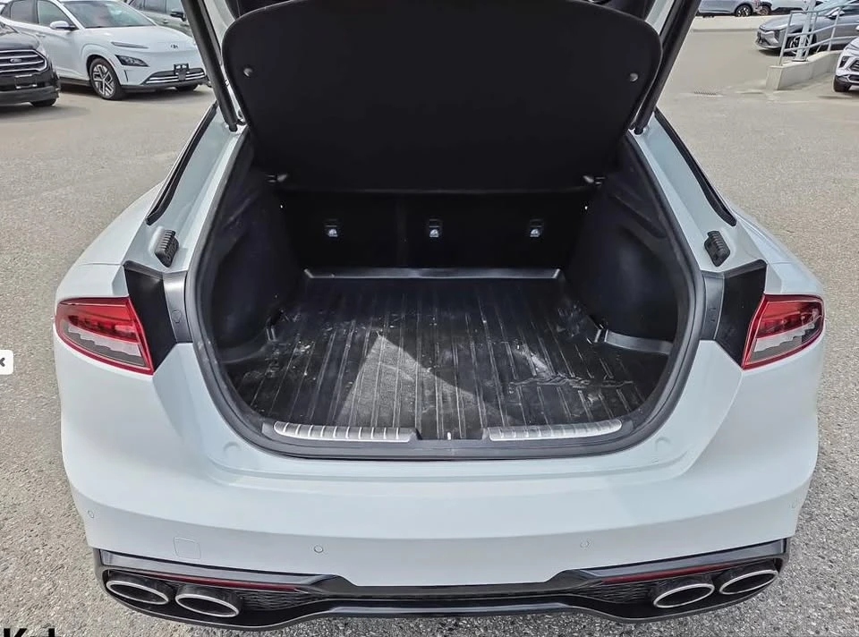 2023 Kia Stinger GT - Image 6 of 15