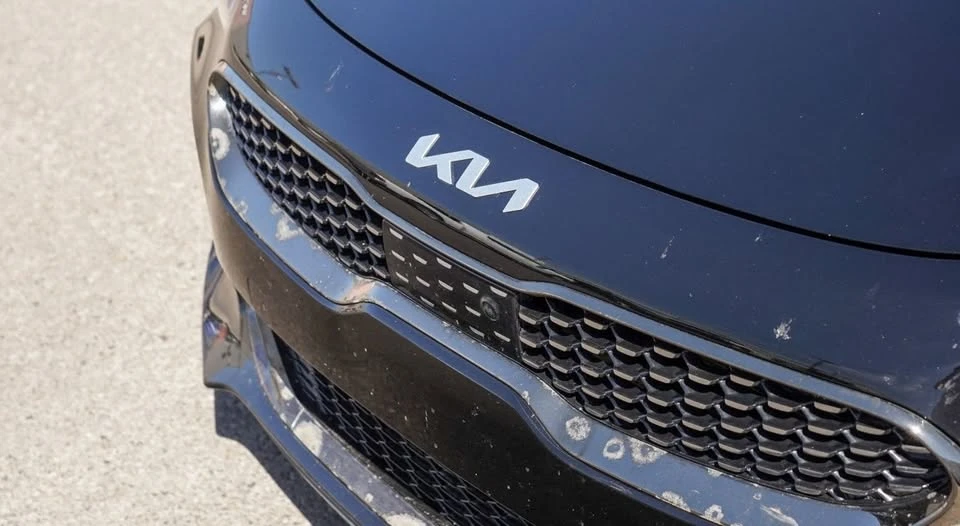 2023 Kia Stinger GT - Image 9 of 20