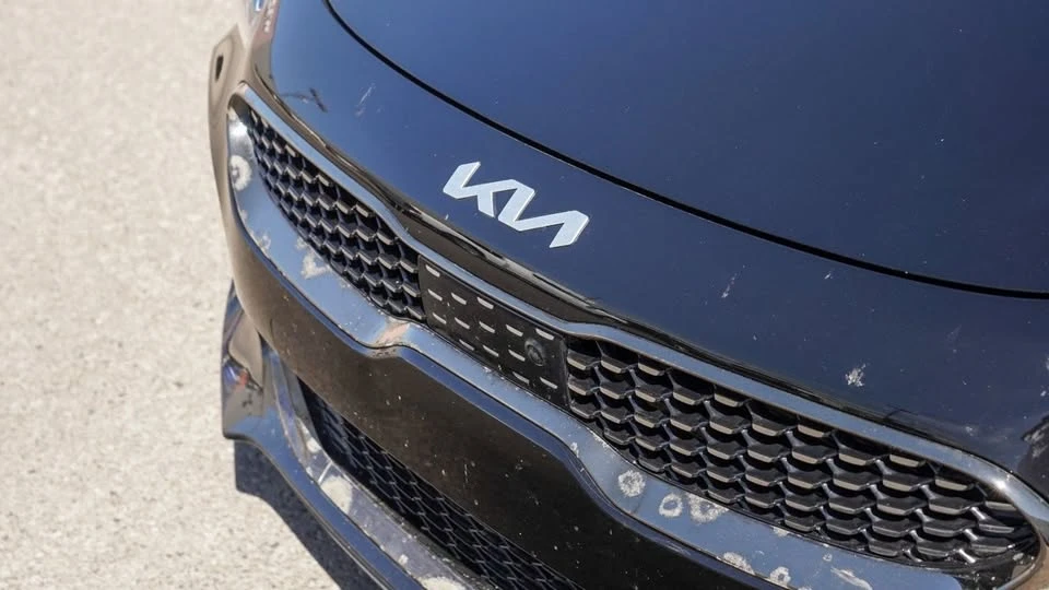 2023 Kia Stinger GT - Image 5 of 17