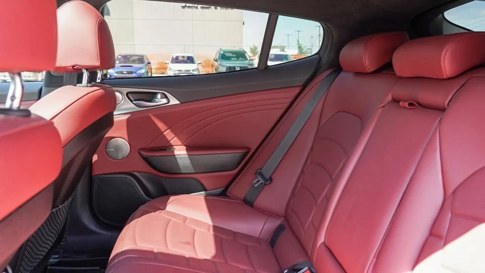 2023 Kia Stinger GT - Image 14 of 17