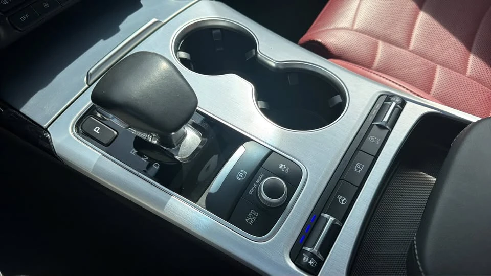 2023 Kia Stinger GT - Image 14 of 20