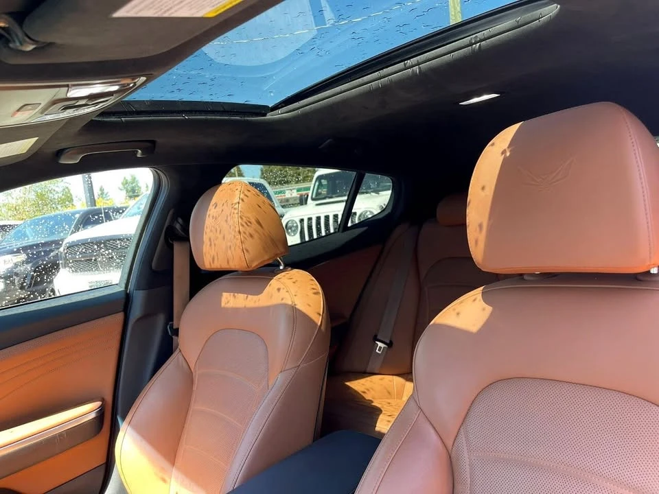 2023 Kia Stinger GT - Image 2 of 13