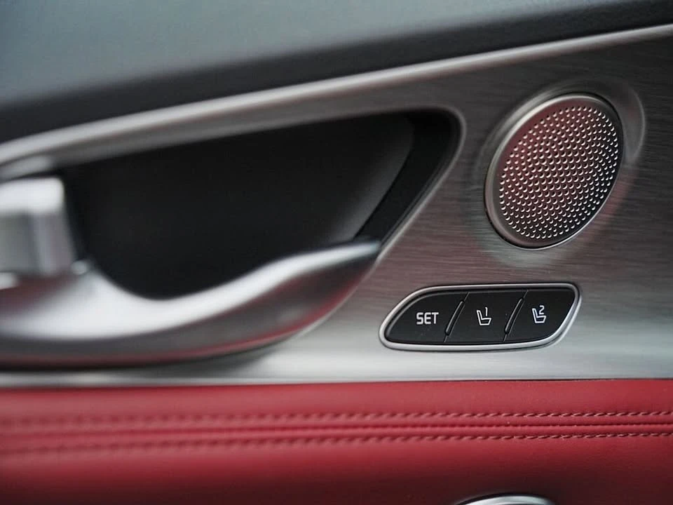 2023 Kia Stinger GT - Image 7 of 20