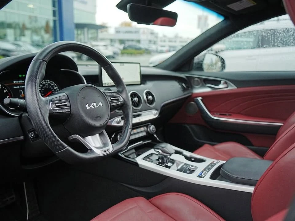 2023 Kia Stinger GT - Image 13 of 20
