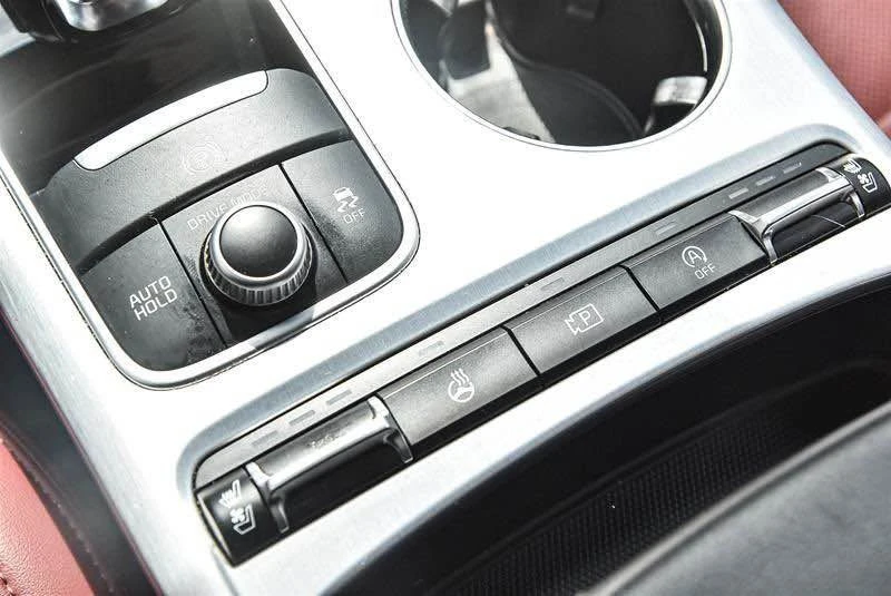 2023 Kia Stinger GT - Image 16 of 18