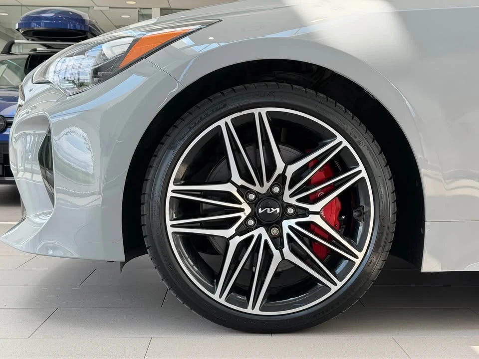 2023 Kia Stinger GT - Image 5 of 19