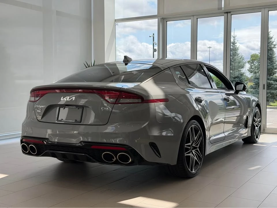 2023 Kia Stinger GT - Image 8 of 19