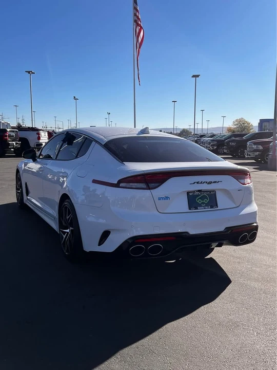 2023 Kia Stinger - Image 4 of 9
