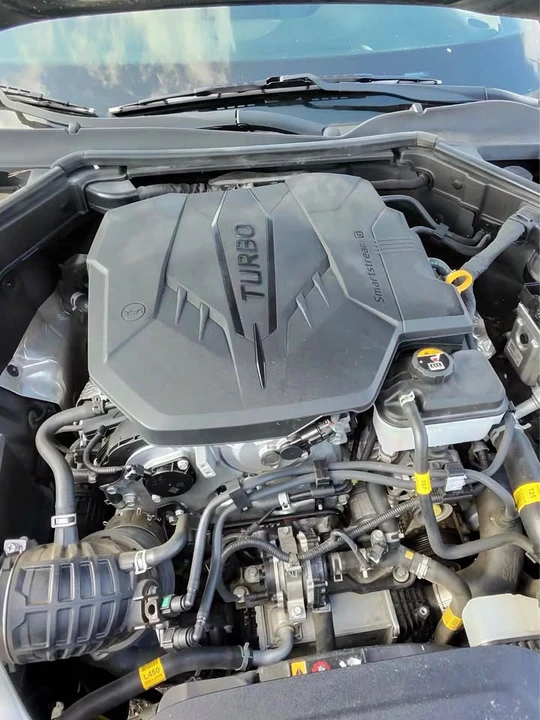 2023 Kia Stinger - Image 5 of 5