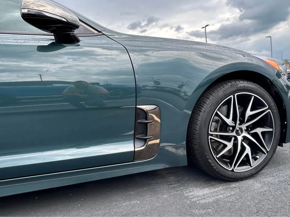 2023 Kia Stinger - Image 4 of 16