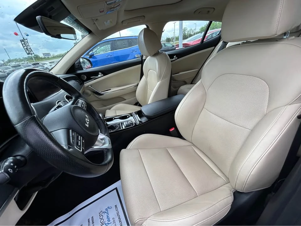 2023 Kia Stinger - Image 16 of 16