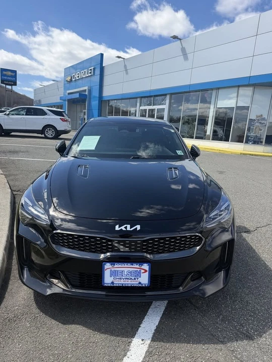2023 Kia Stinger - Image 3 of 11