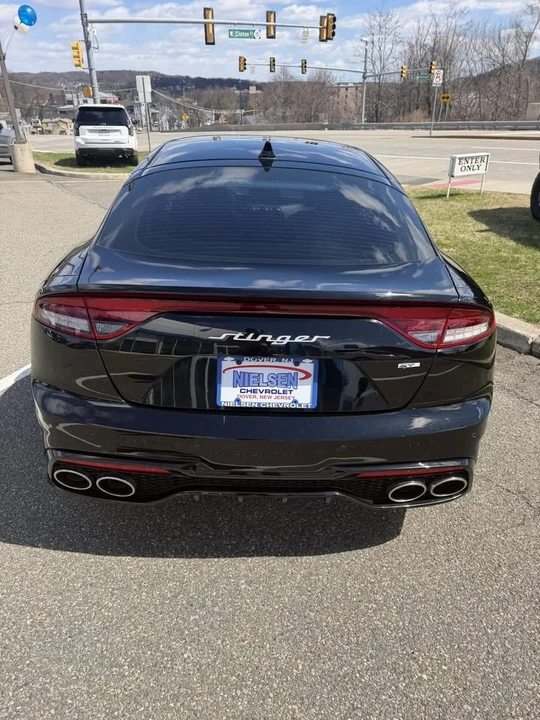 2023 Kia Stinger - Image 5 of 11