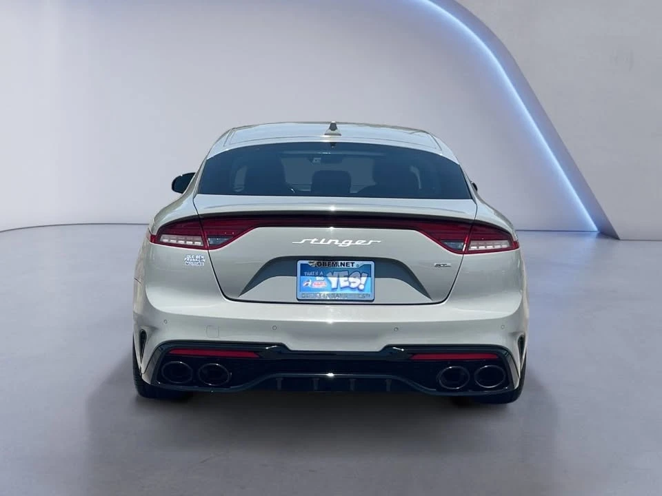 2023 Kia Stinger - Image 3 of 20