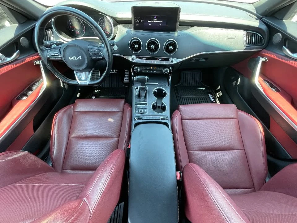 2023 Kia Stinger - Image 6 of 20