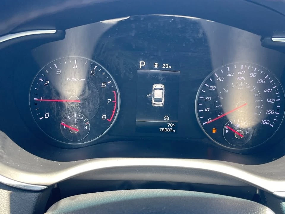 2023 Kia Stinger - Image 7 of 20