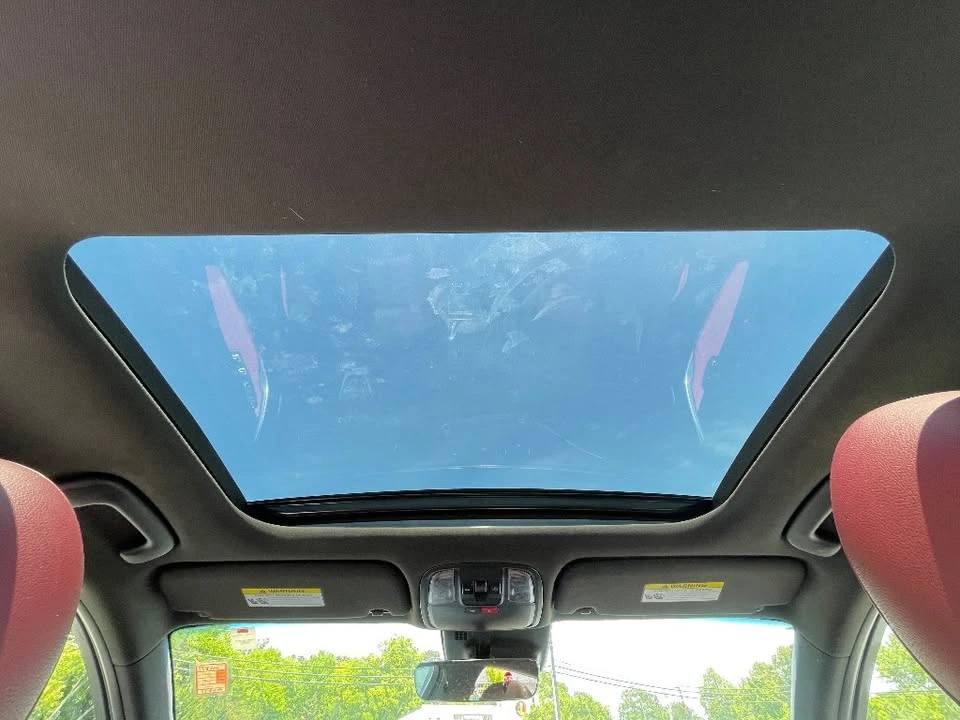 2023 Kia Stinger - Image 16 of 20
