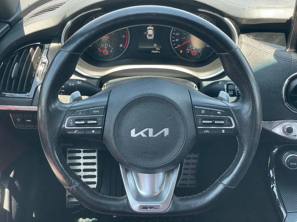 2023 Kia Stinger - Image 8 of 20