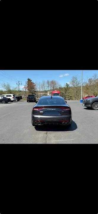 2023 Kia Stinger - Image 3 of 9