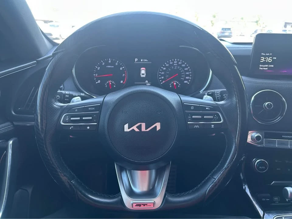 2023 Kia Stinger - Image 12 of 13