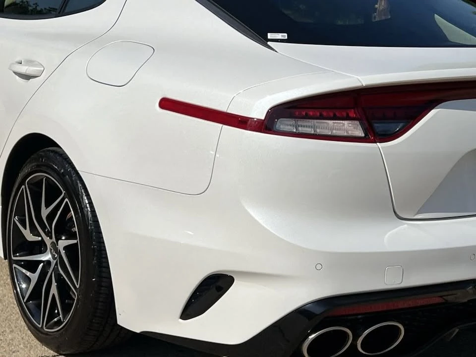 2023 Kia Stinger GT - Image 9 of 20