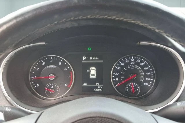 2023 Kia Stinger GT - Image 16 of 20