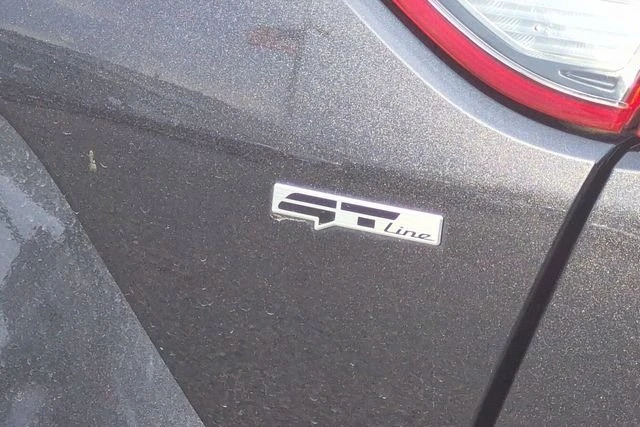 2023 Kia Stinger GT - Image 10 of 20