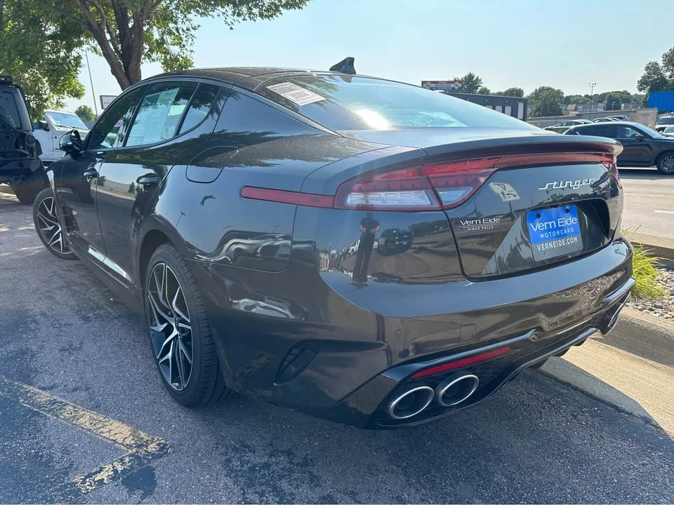 2023 Kia Stinger - Image 6 of 7