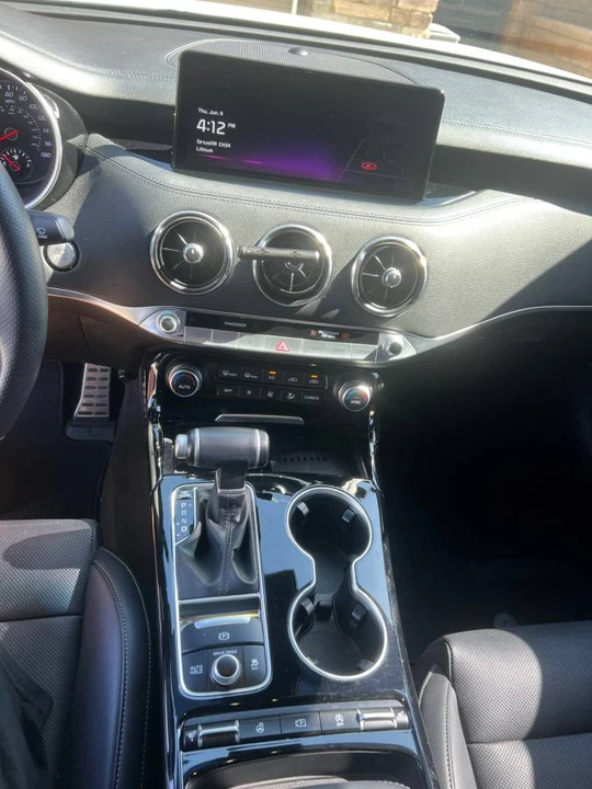 2023 Kia Stinger GT - Image 5 of 13