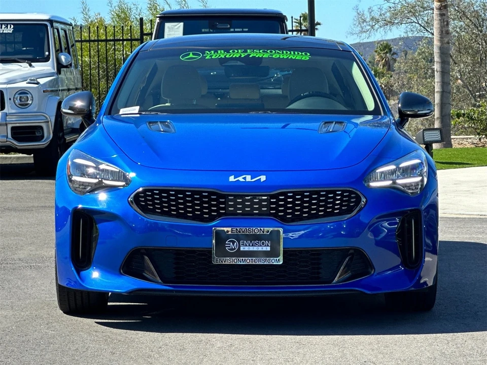 2023 Kia Stinger - Image 8 of 12