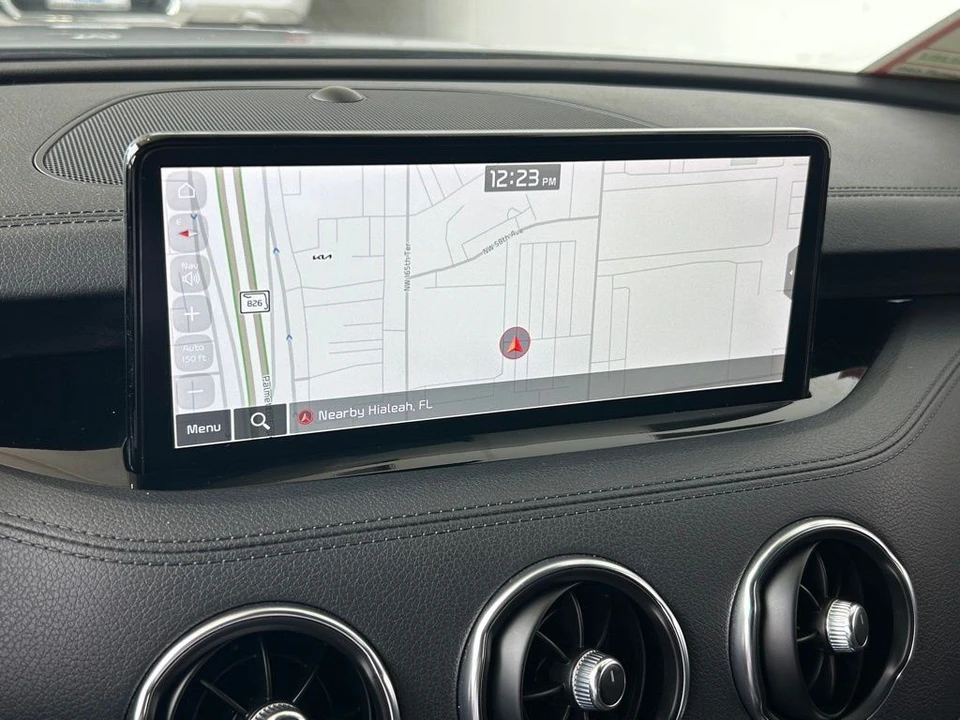 2023 Kia Stinger - Image 9 of 12