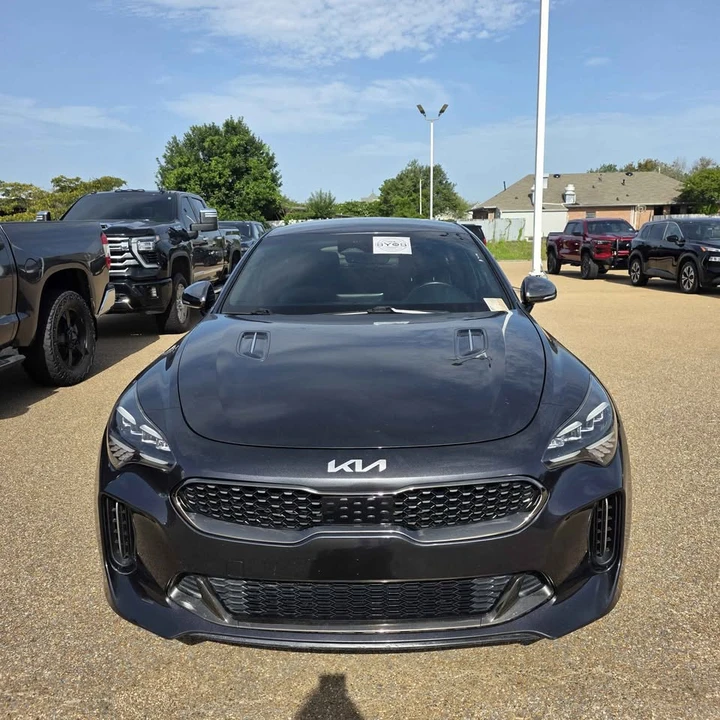 2023 Kia Stinger - Image 4 of 12