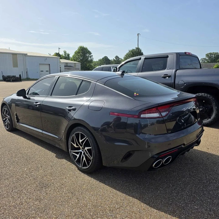 2023 Kia Stinger - Image 6 of 12