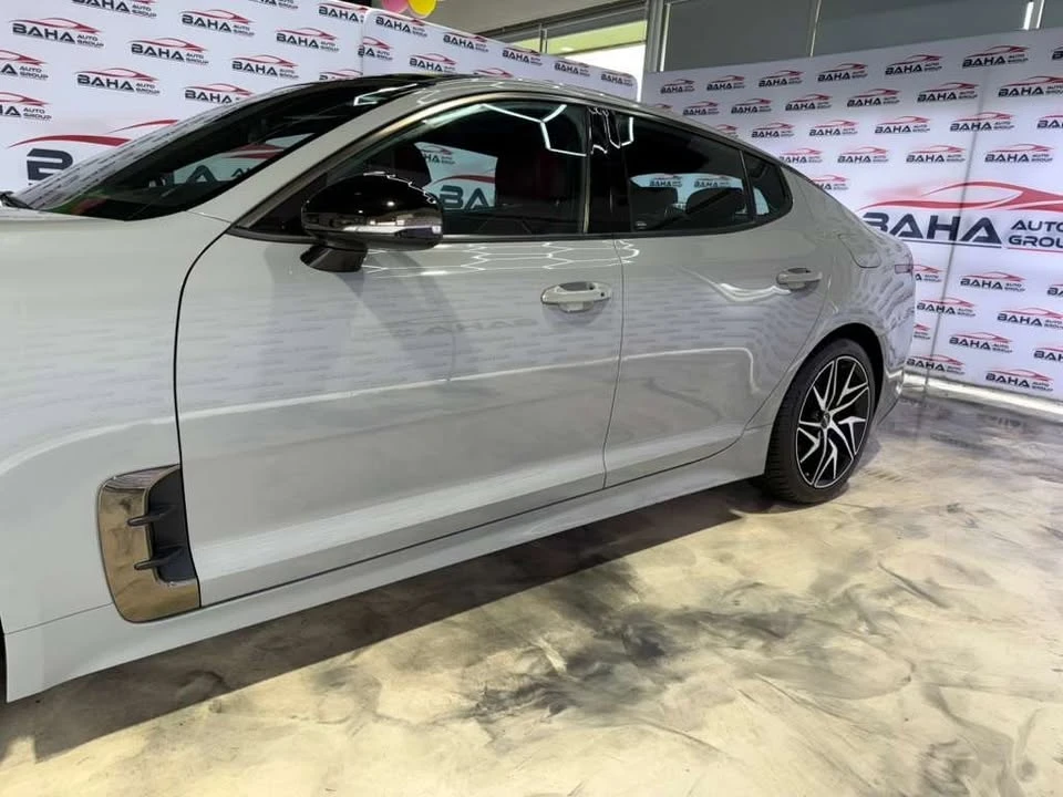 2023 Kia Stinger - Image 6 of 20
