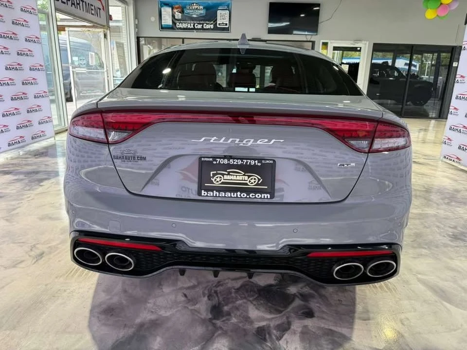2023 Kia Stinger - Image 9 of 20