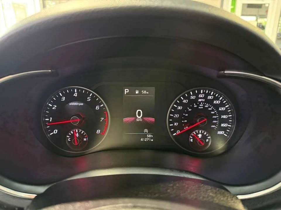 2023 Kia Stinger - Image 12 of 20