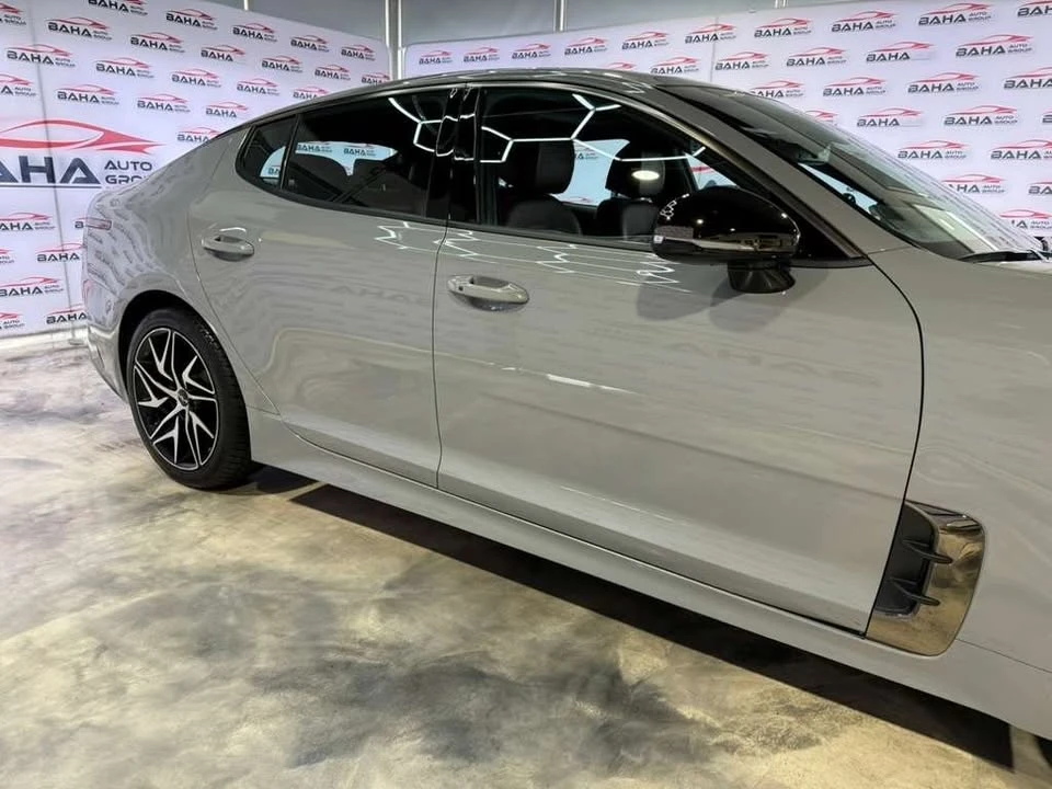 2023 Kia Stinger - Image 7 of 20