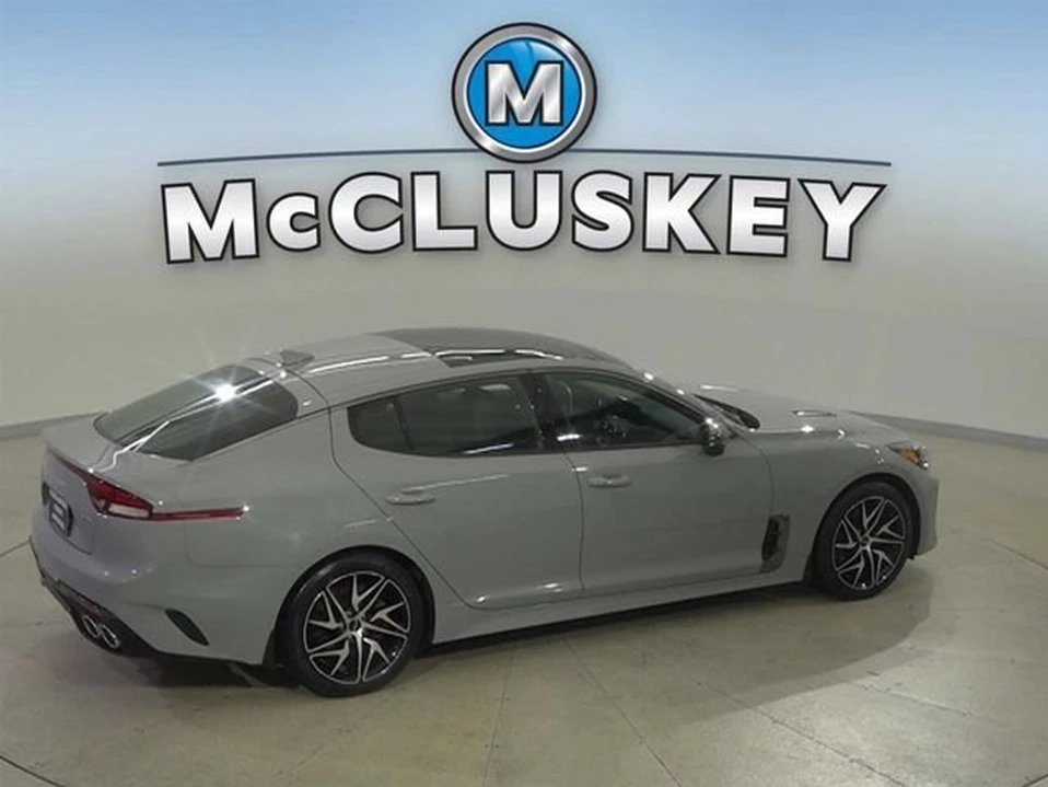 2023 Kia Stinger GT - Image 3 of 10