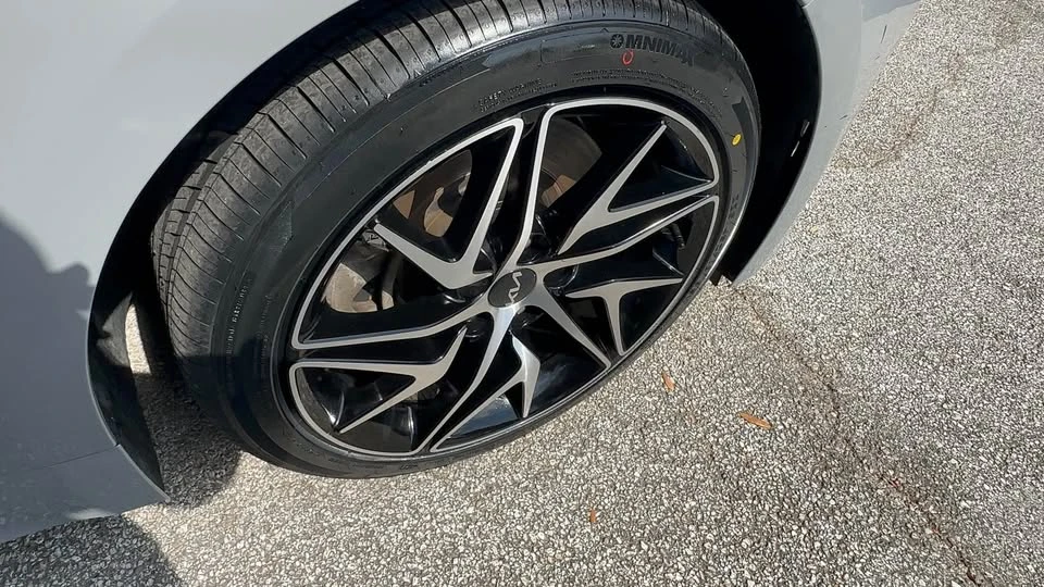 2023 Kia Stinger GT - Image 3 of 9