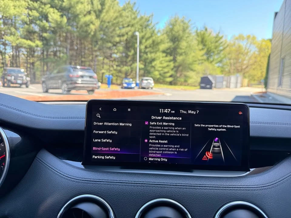 2023 Kia Stinger GT - Image 19 of 20