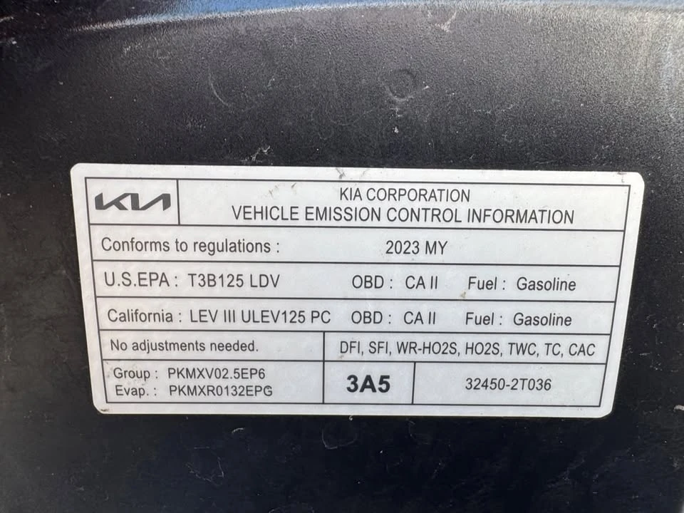 2023 Kia Stinger - Image 19 of 20