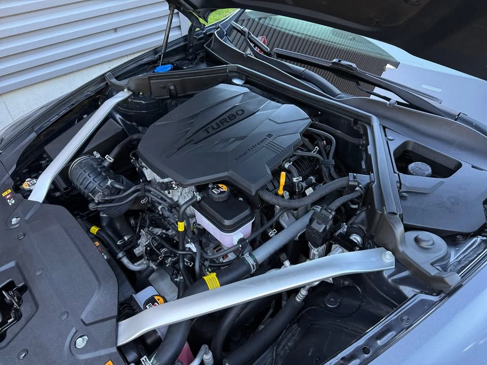 2023 Kia Stinger - Image 12 of 20