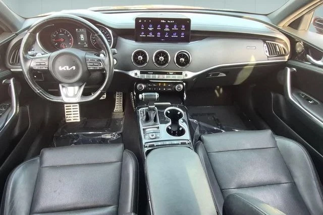 2023 Kia Stinger - Image 16 of 16