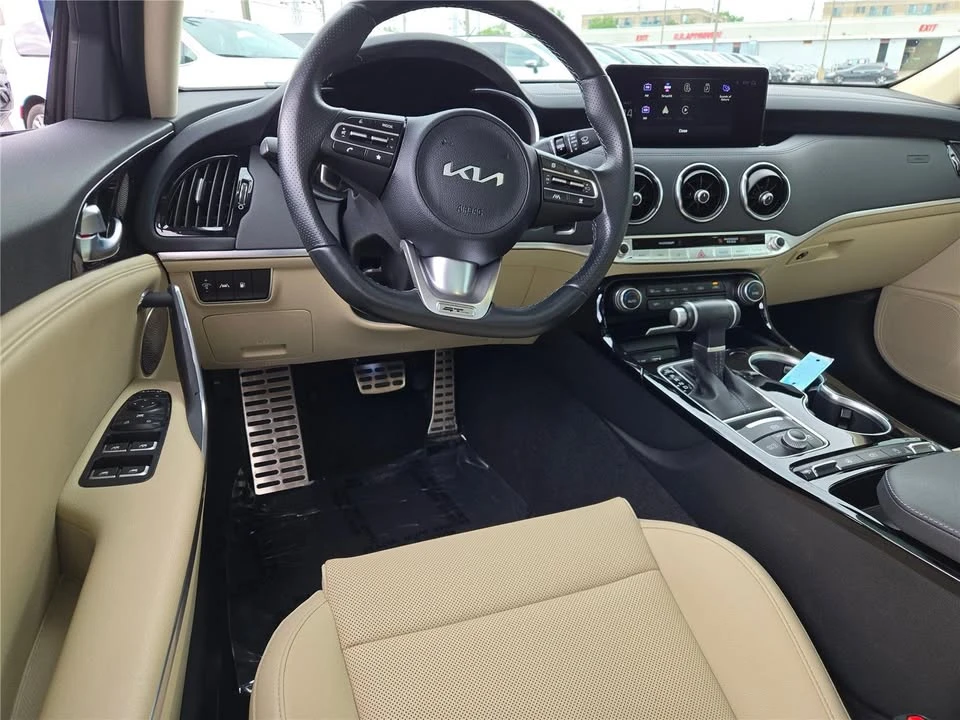2023 Kia Stinger GT - Image 20 of 20