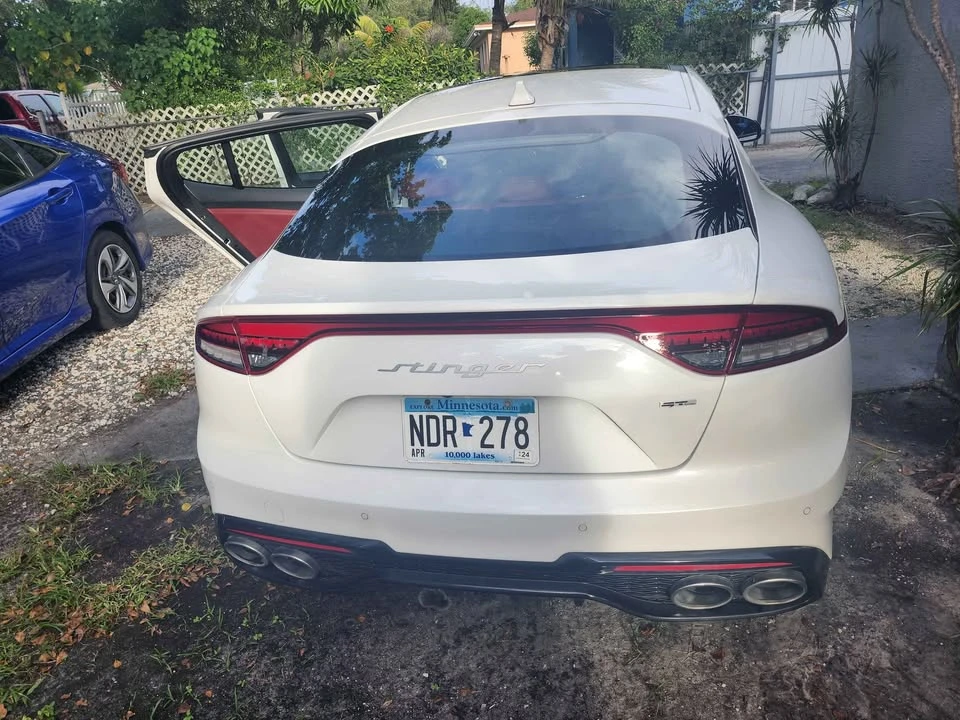 2023 Kia Stinger GT - Image 8 of 20