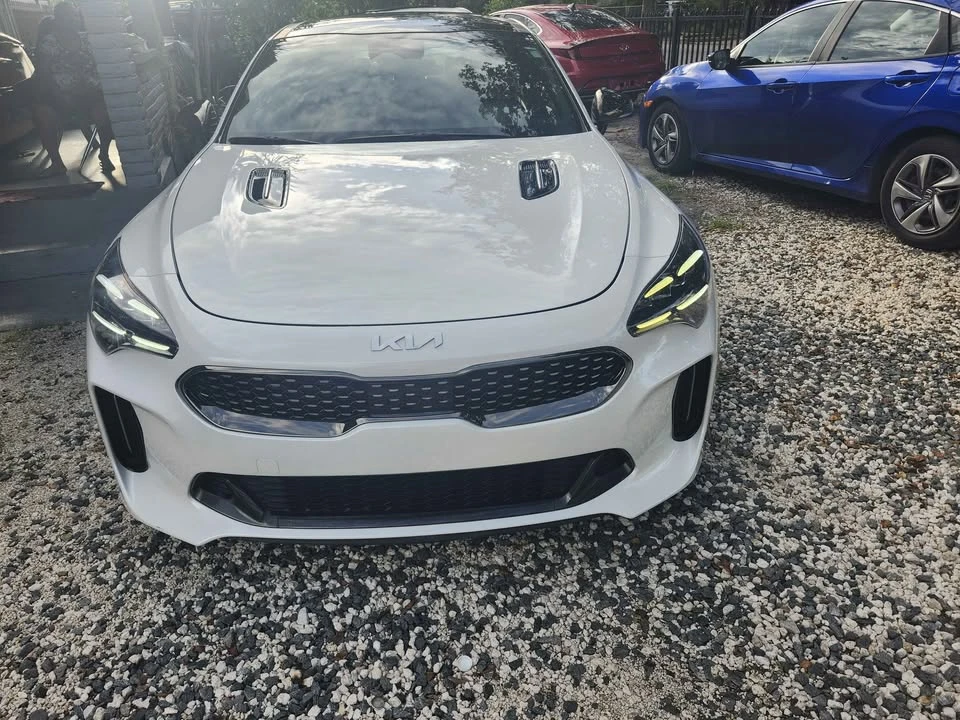 2023 Kia Stinger GT - Image 10 of 20