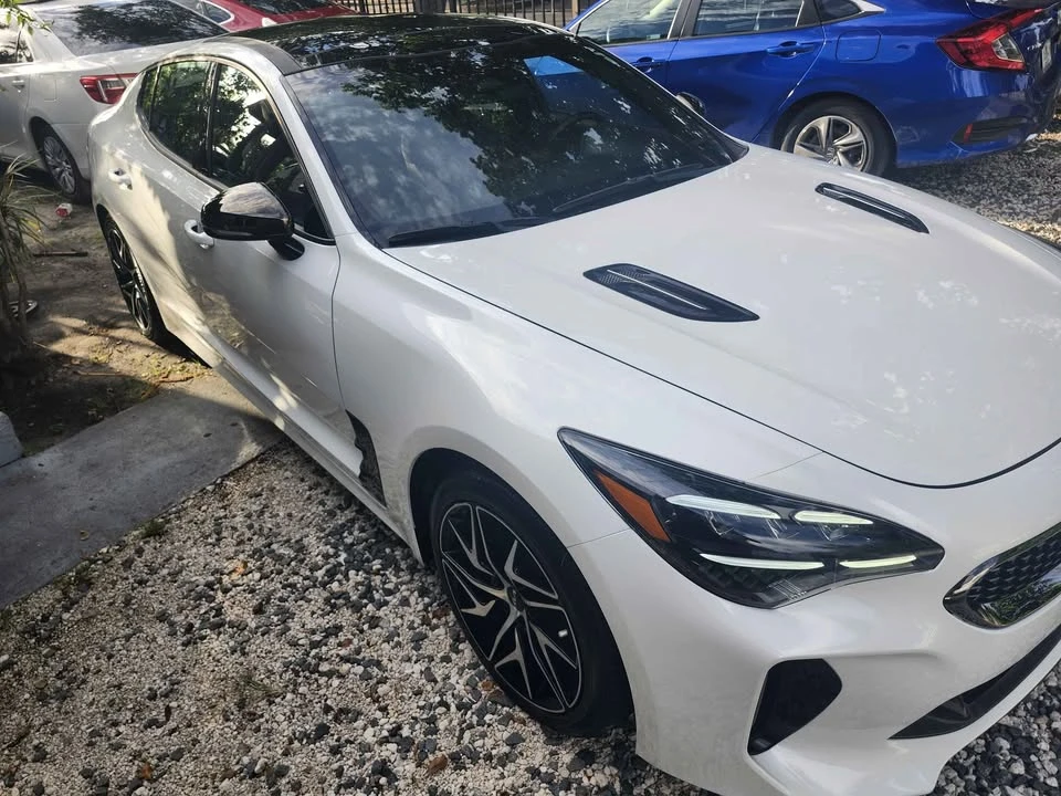 2023 Kia Stinger GT - Image 9 of 20