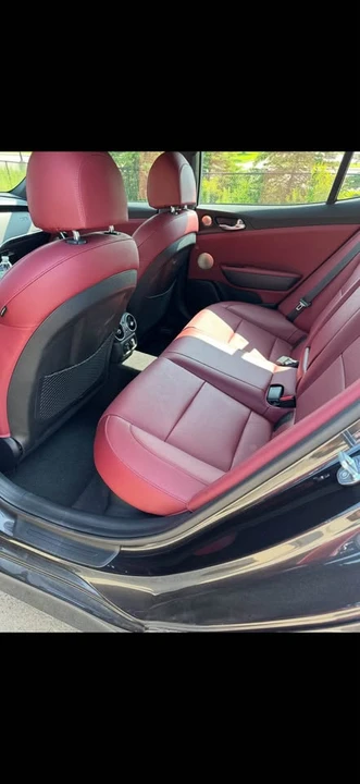 2023 Kia Stinger - Image 5 of 8