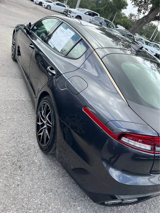 2023 Kia Stinger - Image 2 of 6